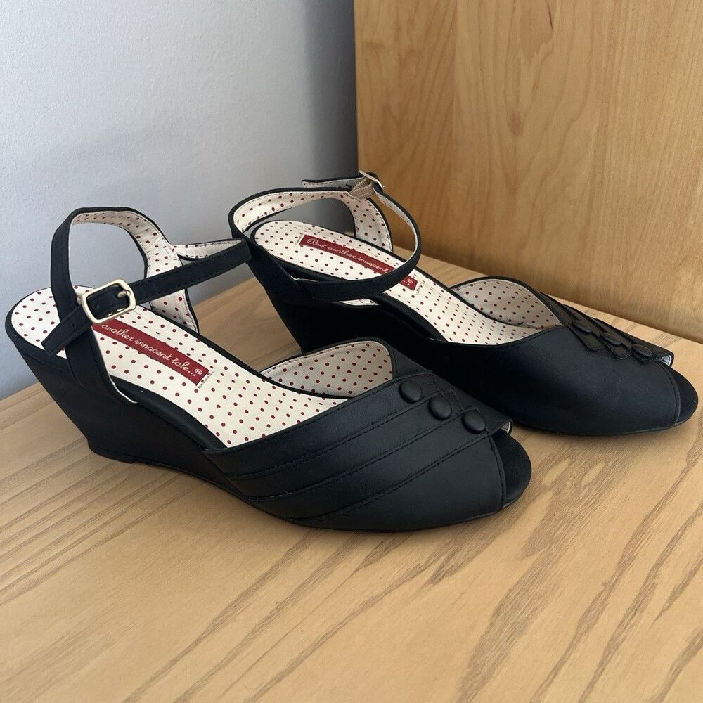 B.A.I.T. Footwear Black Peep Wedge Sandals Heels But Another Innocent Tale 8.5